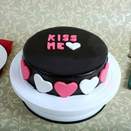 Kiss Me Valentine Cake