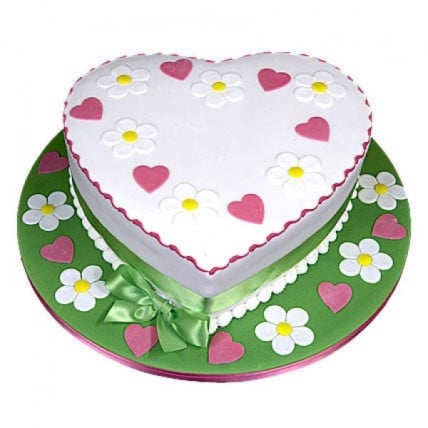 Heart Shape Designer Cake - 500 Gm