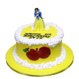 Snow White Cream Cake- 500 gm