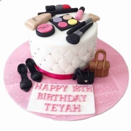 Makeup Kit Birthday Wishes Cake With Name For Wife