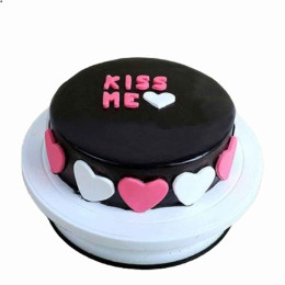 Kiss Me Valentine Cake