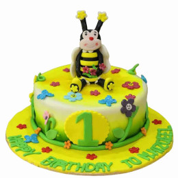 Queen Honey Bee Cake