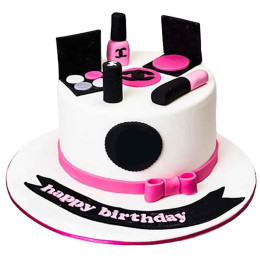 Chanel Make-Up Cake