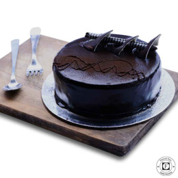 Dark Fantasy Choco Cake