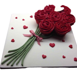 Exclusive Rose Bunch Cake