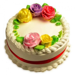 Wreathy Vanilla Cake