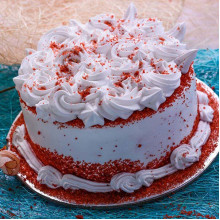 Red Velvet Swirl Cake