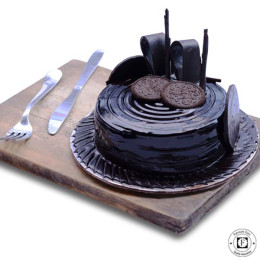 Oreo Dark Chocolate Cake