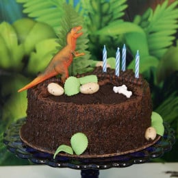 Dinosaur Cream Cake