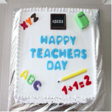 Treat For Teacher Cake