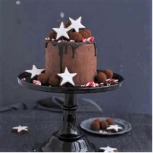Choc Star Cake