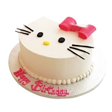 Hello Kitty Cake