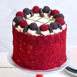 Red Oreo Surprise Cake