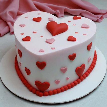 Lovable Treat Cake