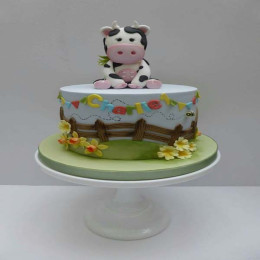 Cute Cow Cake