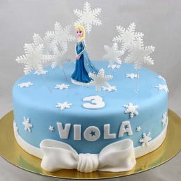 Elsa Snowflakes Cake