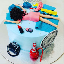 Maah Life Cake