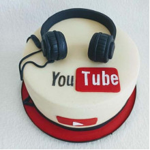 The Youtuber Cake