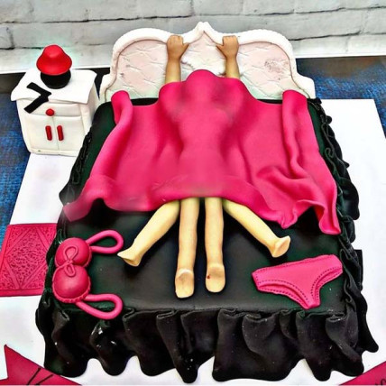 Moan Whisper Cake