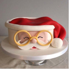 Sleepy Santa Cake