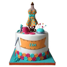 Dress Designer Essentials Cake