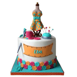 Dress Designer Essentials Cake