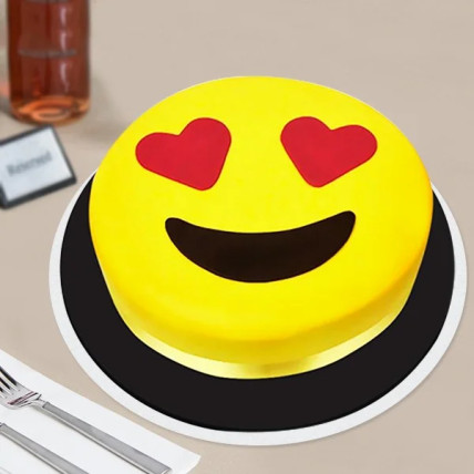 Heart Eye Emoji Cake