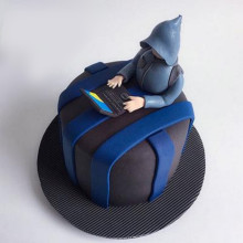 Theo Hacker Cake