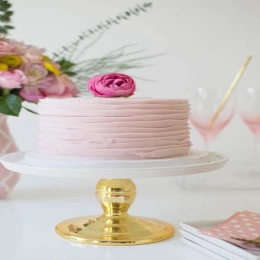 Beautiful Pink Desire Cake