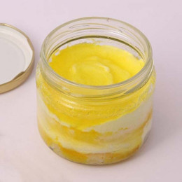 Set Of 2 Summary Pineapple Jar Cake