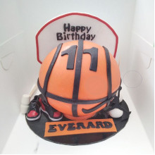 Basket Ball Lovers Cake