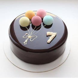 Colorful Balloons Cake-500 Gms