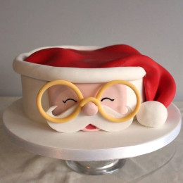 Sleepy Santa Cake